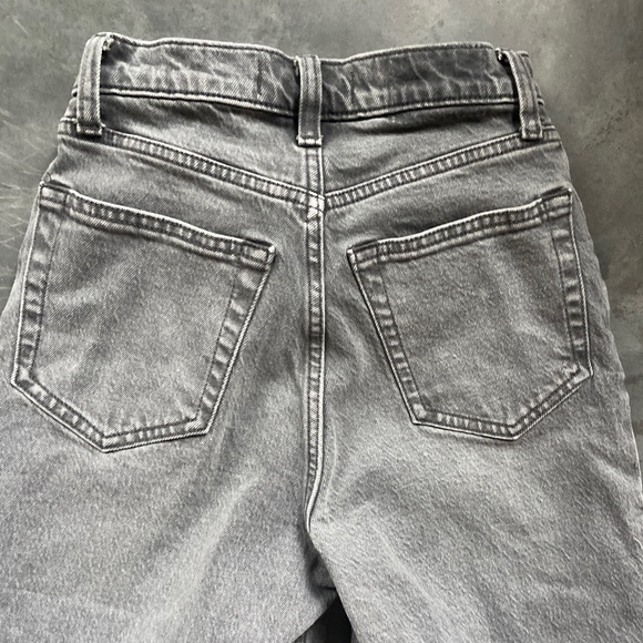 Abercrombie 90’s Straight Ultra High Rise - Curve Love, size 24, 00, light gray - Picture 5 of 5